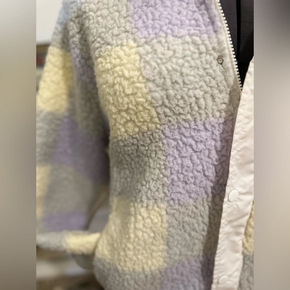 URBAN OUTFITTERS LAURA FLEECE IN SZ S - EUC Very OVERSIZED- Shearling Coziness - Picture 9 of 15